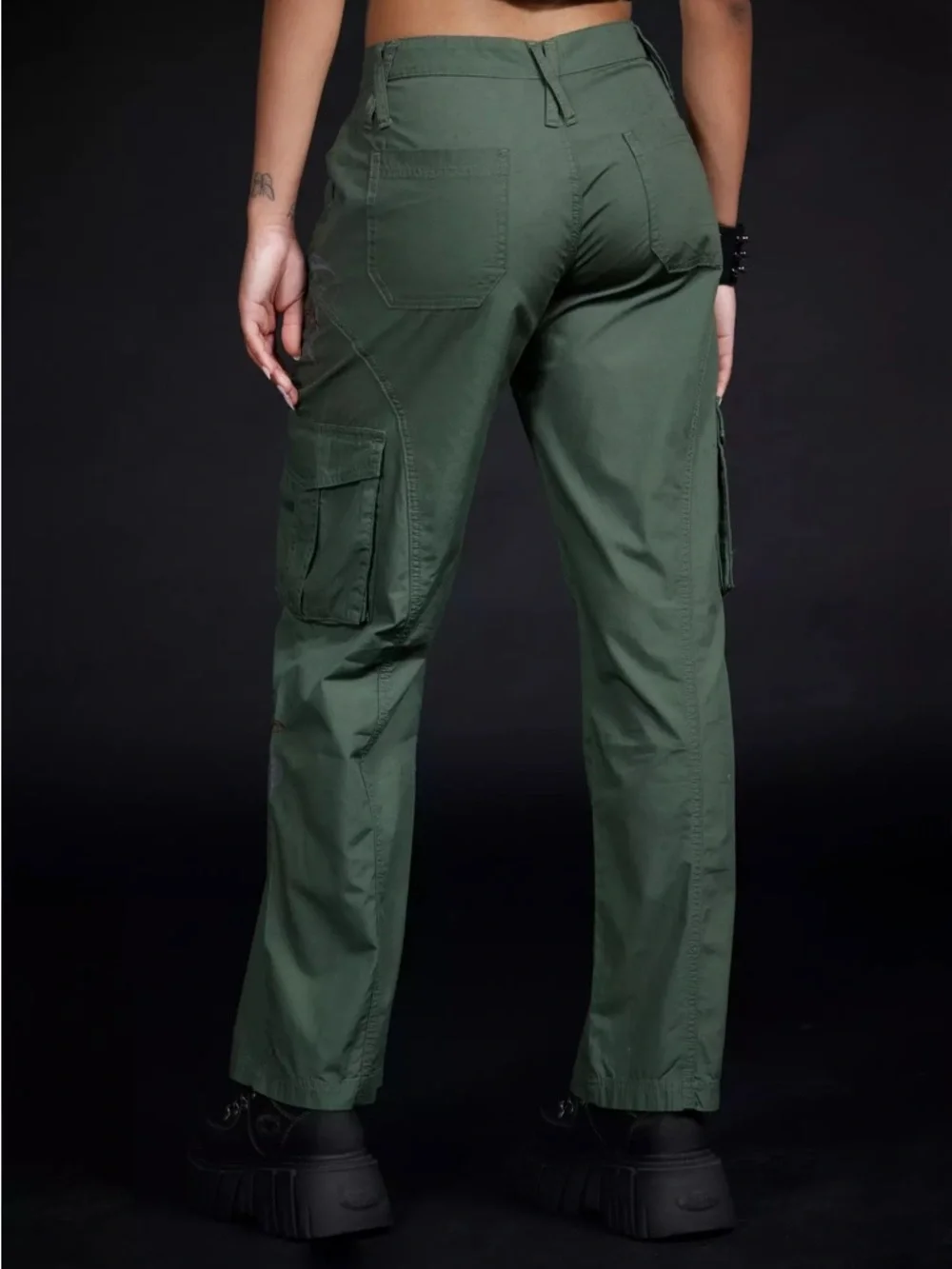 Hot Topic Graffiti Skull Girls Cargo Pants